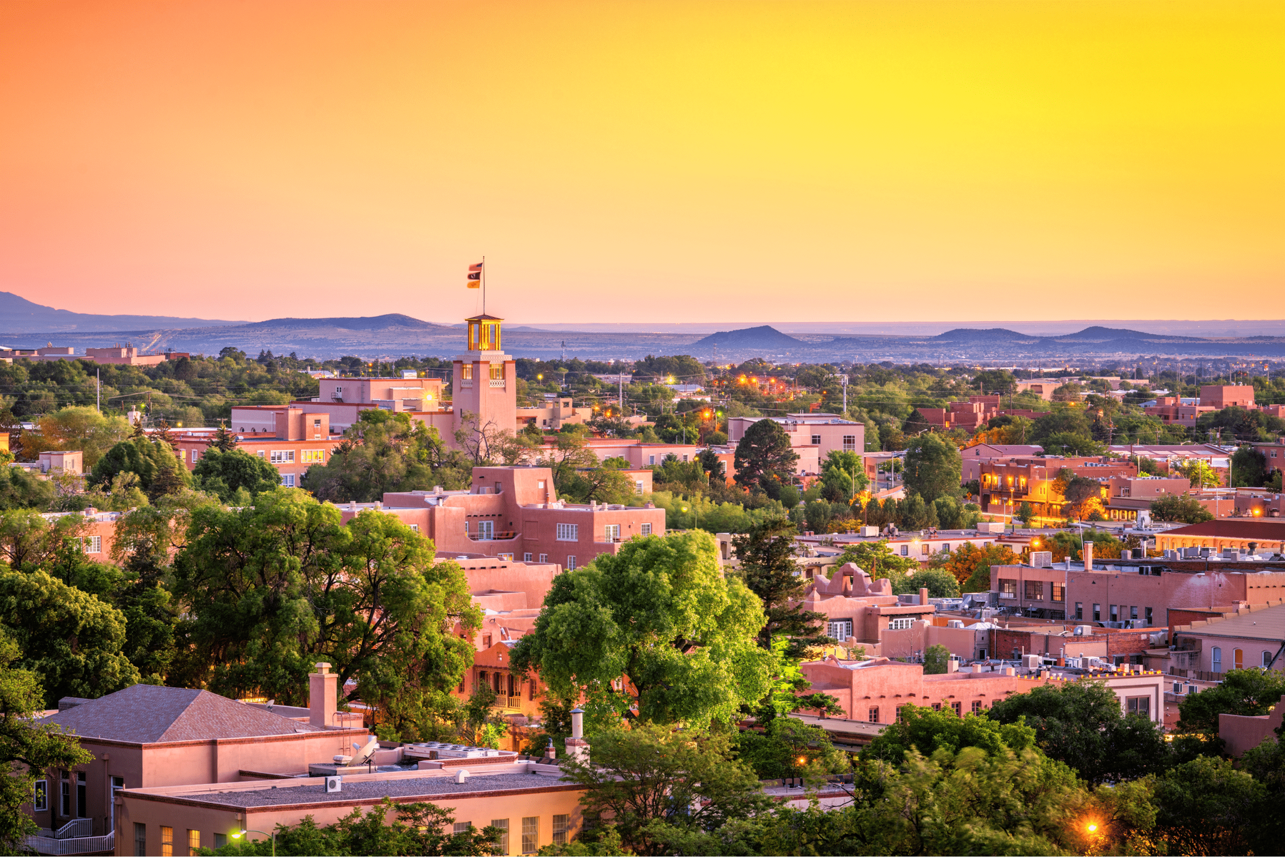 New-Mexico-Santa-Fe-shutterstock_2452272483-scaled
